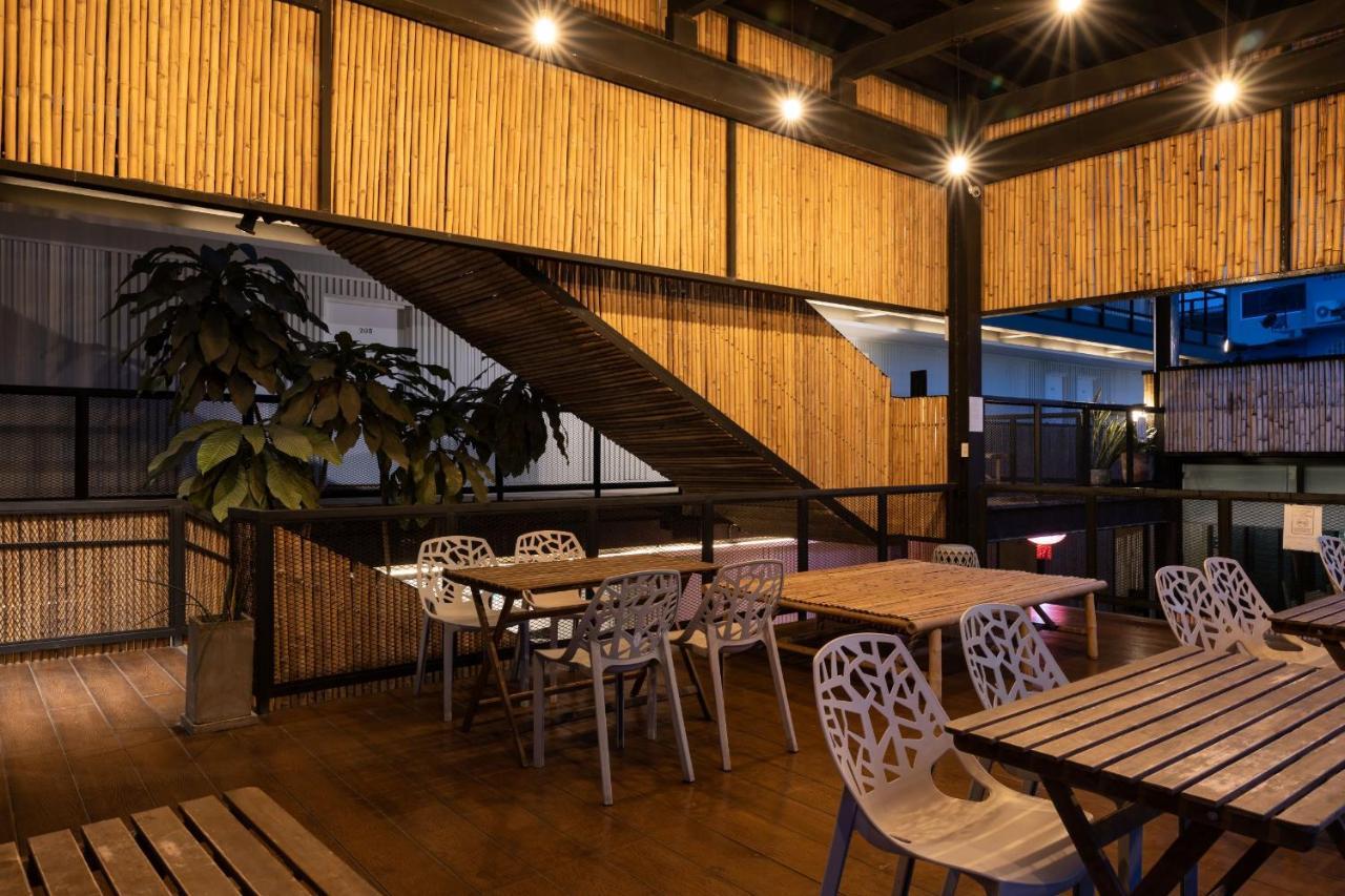 Pakchong Center Poshtel Ξενοδοχείο Εξωτερικό φωτογραφία