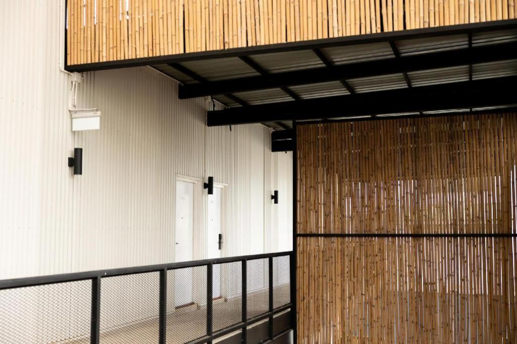 Pakchong Center Poshtel Ξενοδοχείο Εξωτερικό φωτογραφία