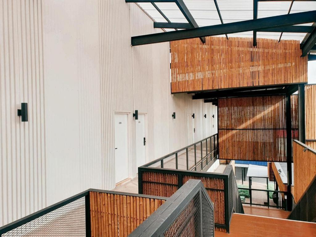 Pakchong Center Poshtel Ξενοδοχείο Εξωτερικό φωτογραφία